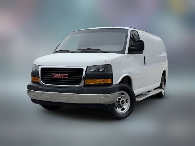 2022 GMC Savana Base