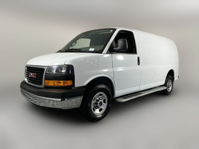 2022 GMC Savana Base