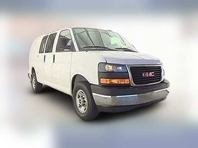 2022 GMC Savana Base