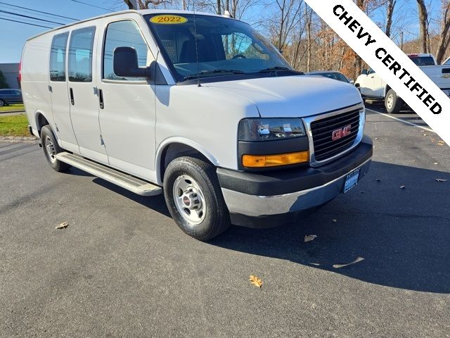 2022 GMC Savana Base