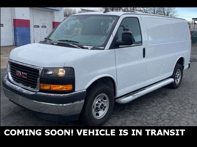 2022 GMC Savana Base