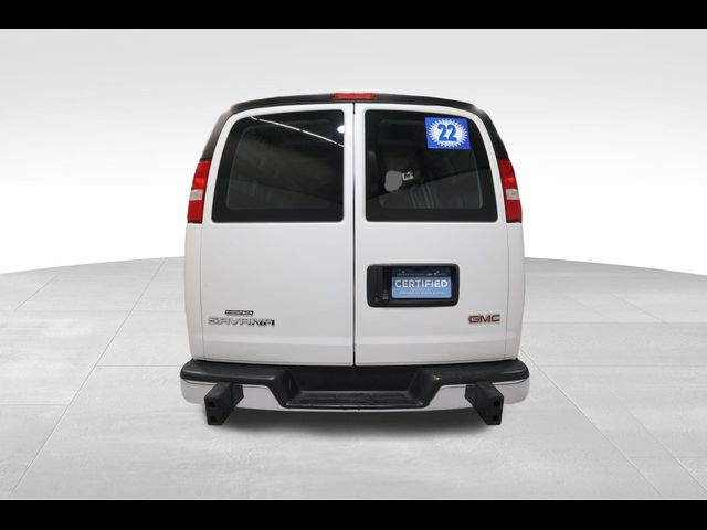 2022 GMC Savana Base