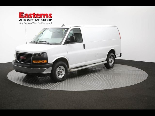 2022 GMC Savana Base