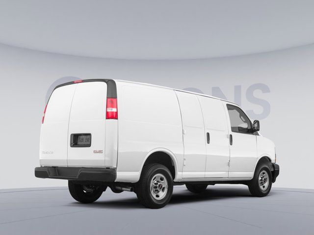 2022 GMC Savana Base