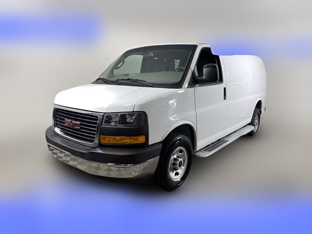 2022 GMC Savana Base