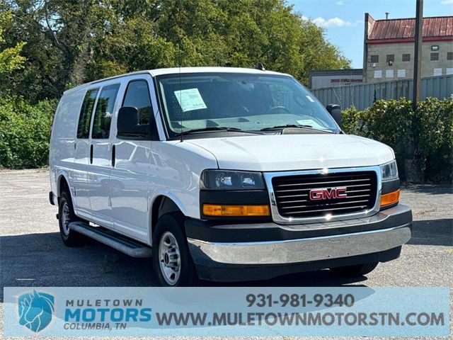 2022 GMC Savana Base