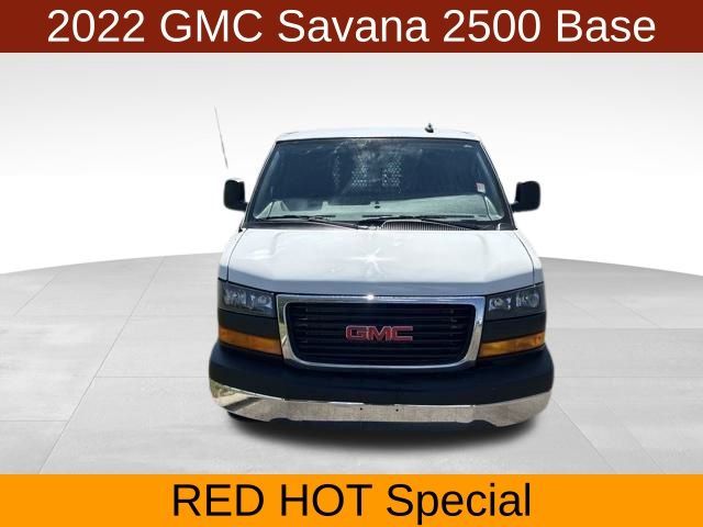 2022 GMC Savana Base