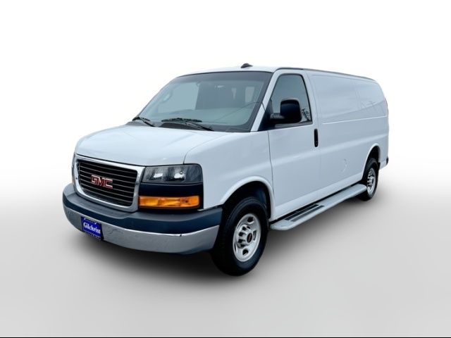 2022 GMC Savana Base