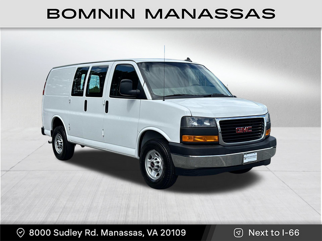 2022 GMC Savana Base