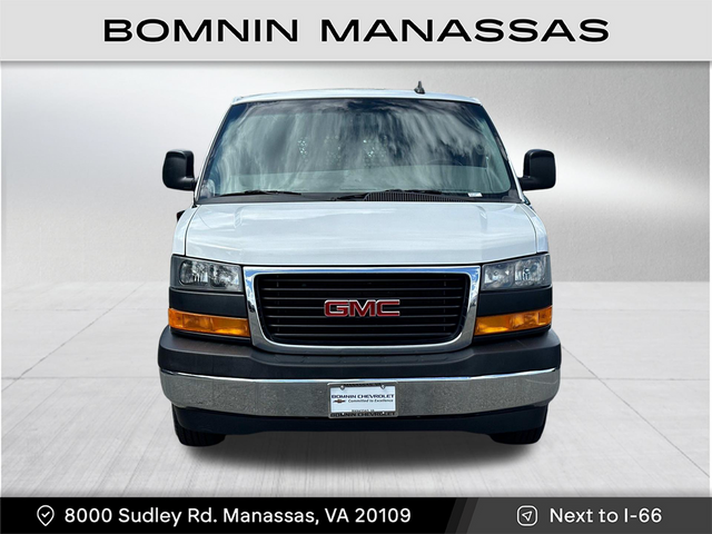 2022 GMC Savana Base