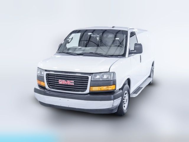 2022 GMC Savana Base