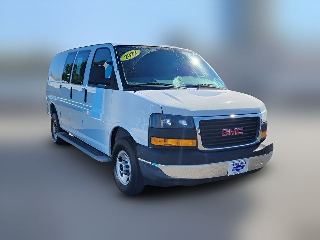 2022 GMC Savana Base