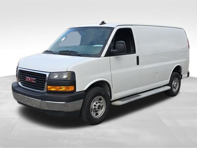 2022 GMC Savana Base