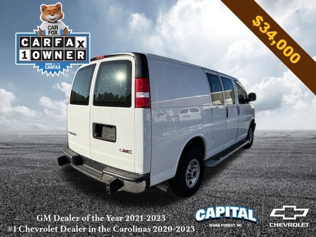 2022 GMC Savana Base