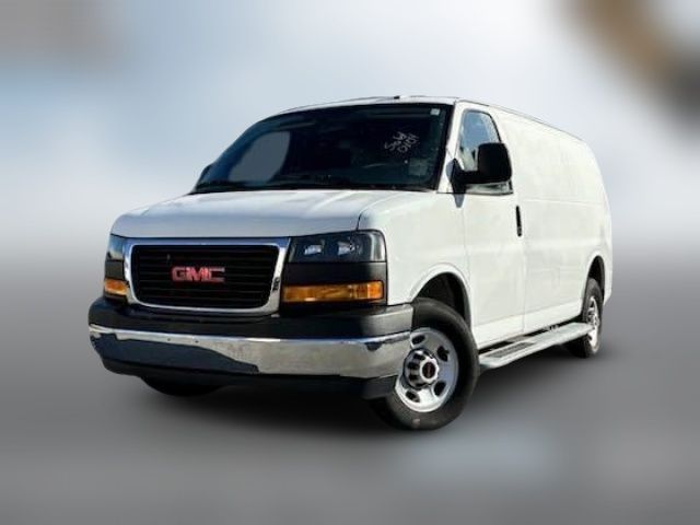 2022 GMC Savana Base