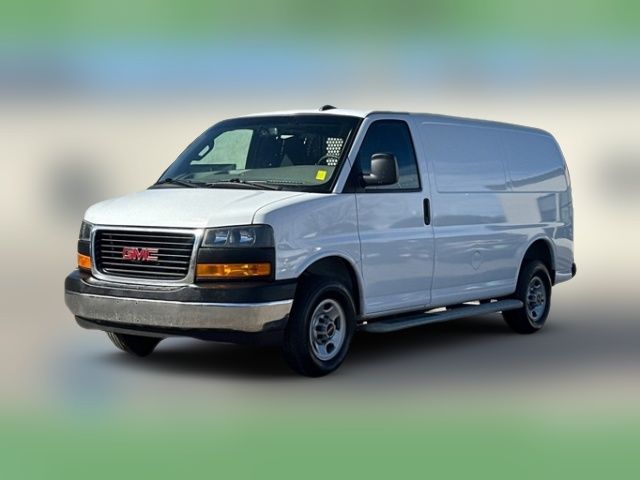 2022 GMC Savana Base