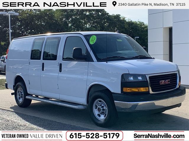 2022 GMC Savana Base