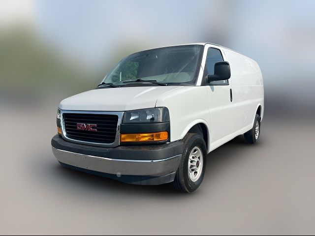 2022 GMC Savana Base