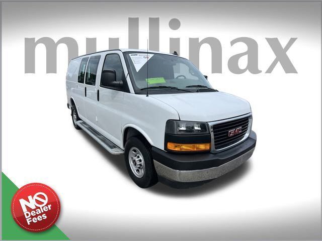 2022 GMC Savana Base