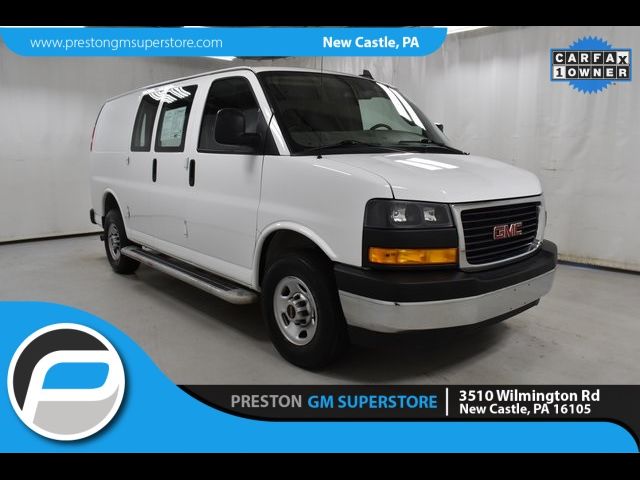 2022 GMC Savana Base