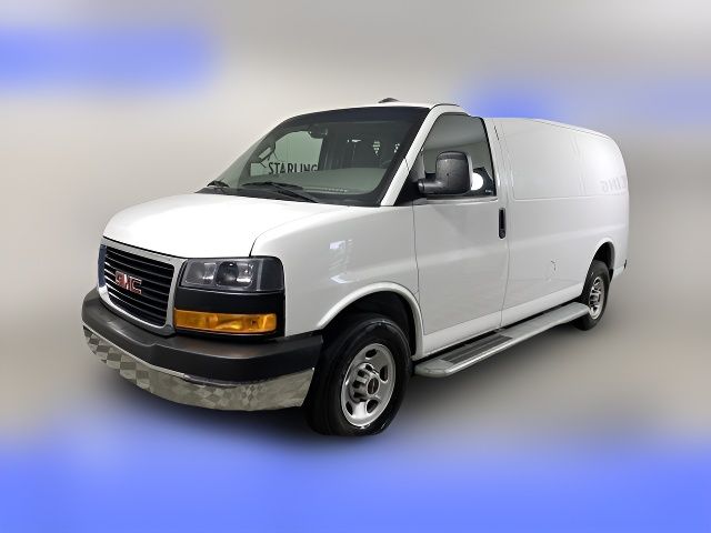 2022 GMC Savana Base