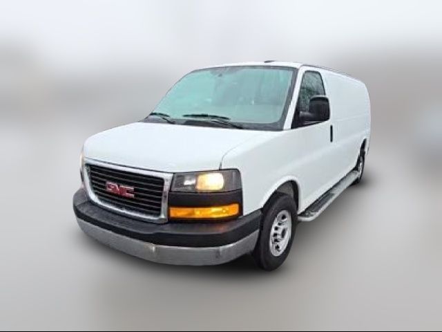 2022 GMC Savana Base