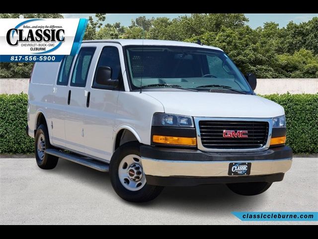 2022 GMC Savana Base