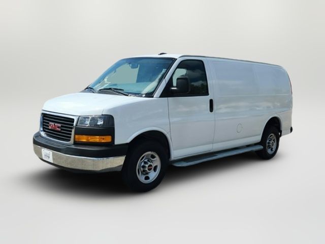 2022 GMC Savana Base