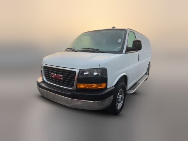 2022 GMC Savana Base