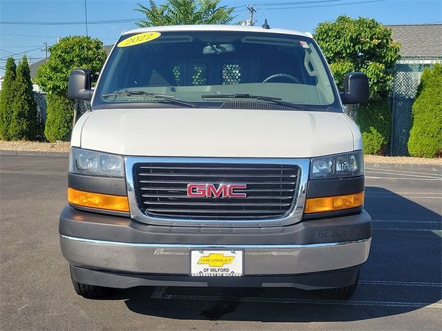 2022 GMC Savana Base