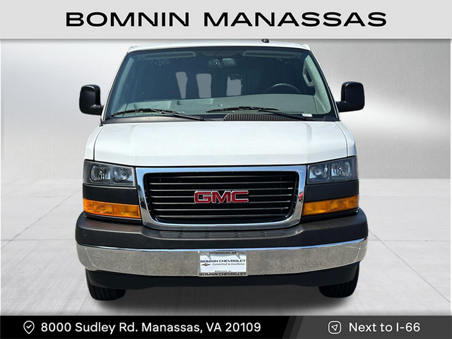 2022 GMC Savana Base