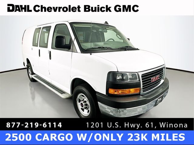 2022 GMC Savana Base