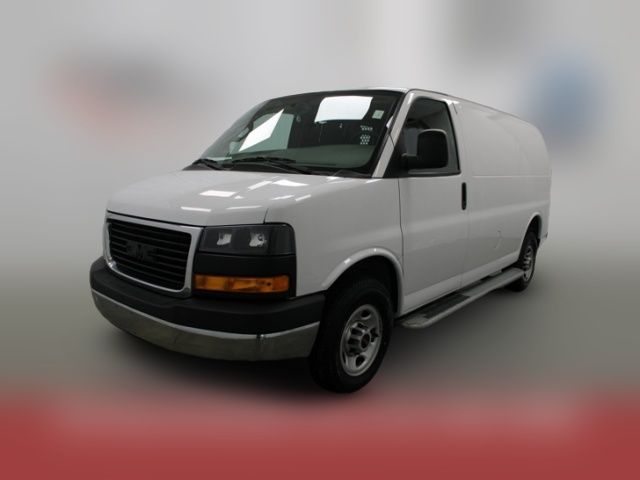 2022 GMC Savana Base