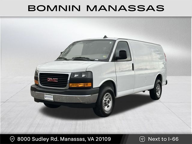 2022 GMC Savana Base