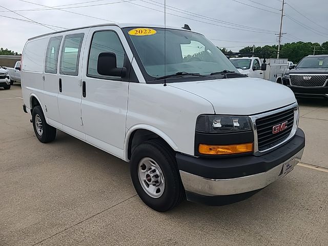 2022 GMC Savana Base