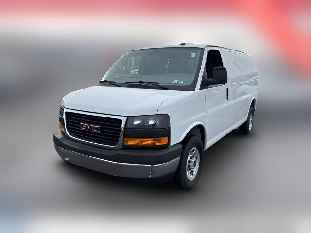 2022 GMC Savana Base