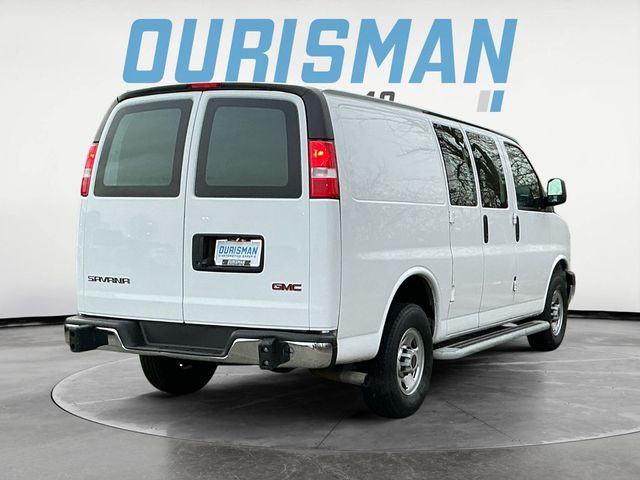 2022 GMC Savana Base