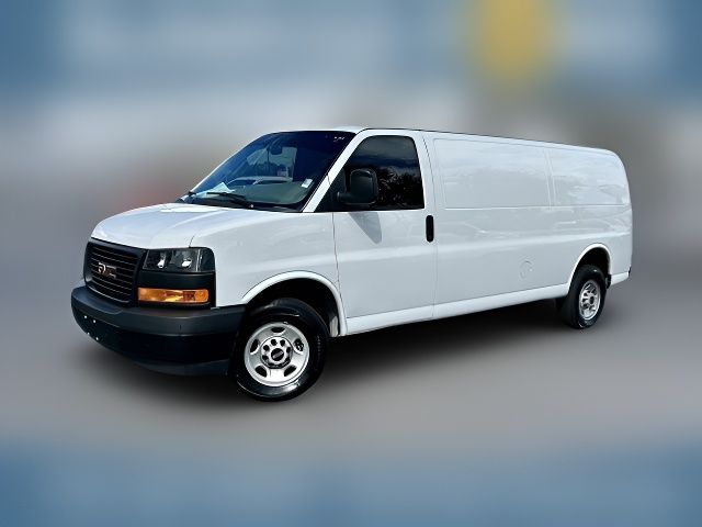 2022 GMC Savana Base