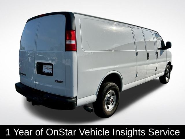 2022 GMC Savana Base