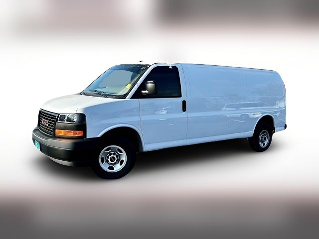 2022 GMC Savana Base