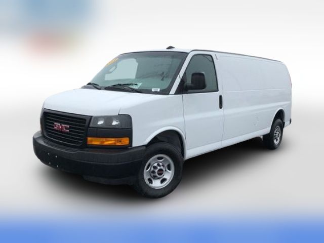 2022 GMC Savana Base