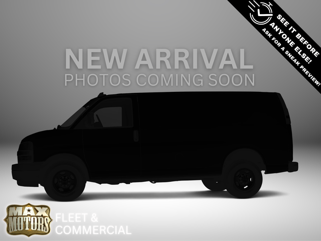 2022 GMC Savana Base