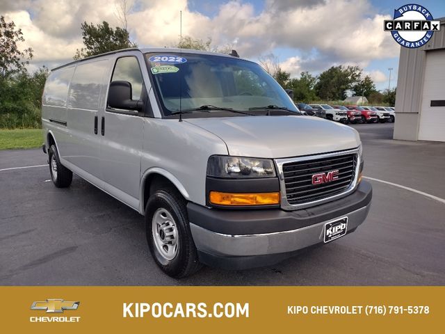 2022 GMC Savana Base