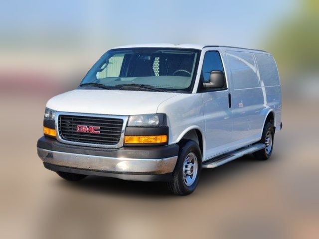 2022 GMC Savana Base