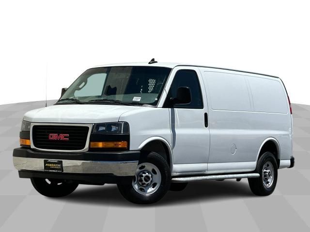 2022 GMC Savana Base