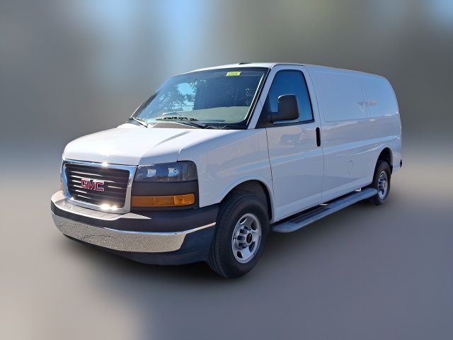 2022 GMC Savana Base