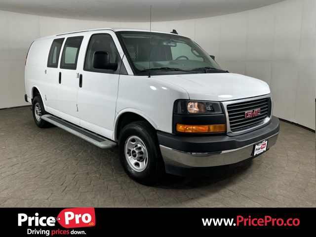 2022 GMC Savana Base