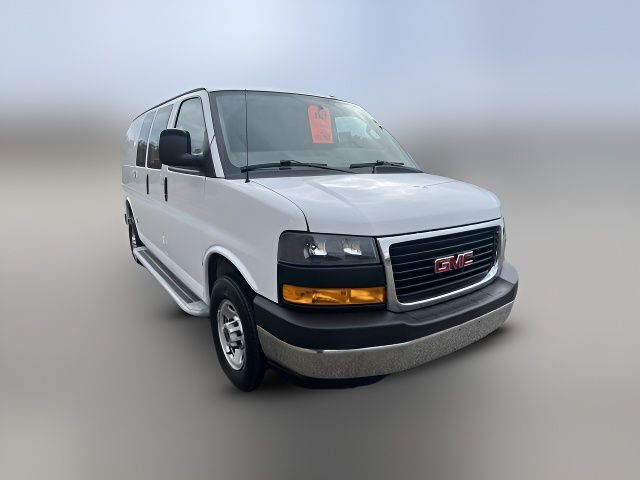 2022 GMC Savana Base