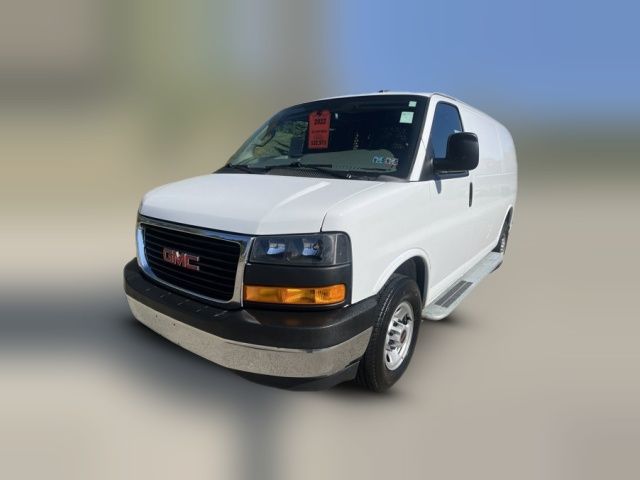 2022 GMC Savana Base