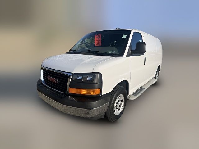 2022 GMC Savana Base